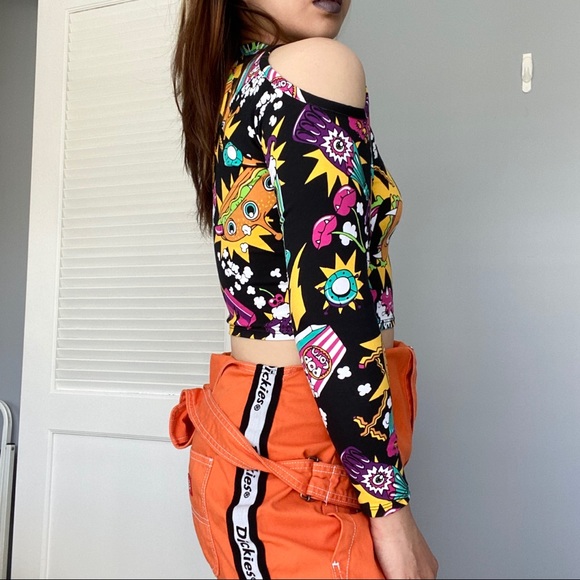 IRON FIST Killer Munchies Crop Top - Picture 2 of 7